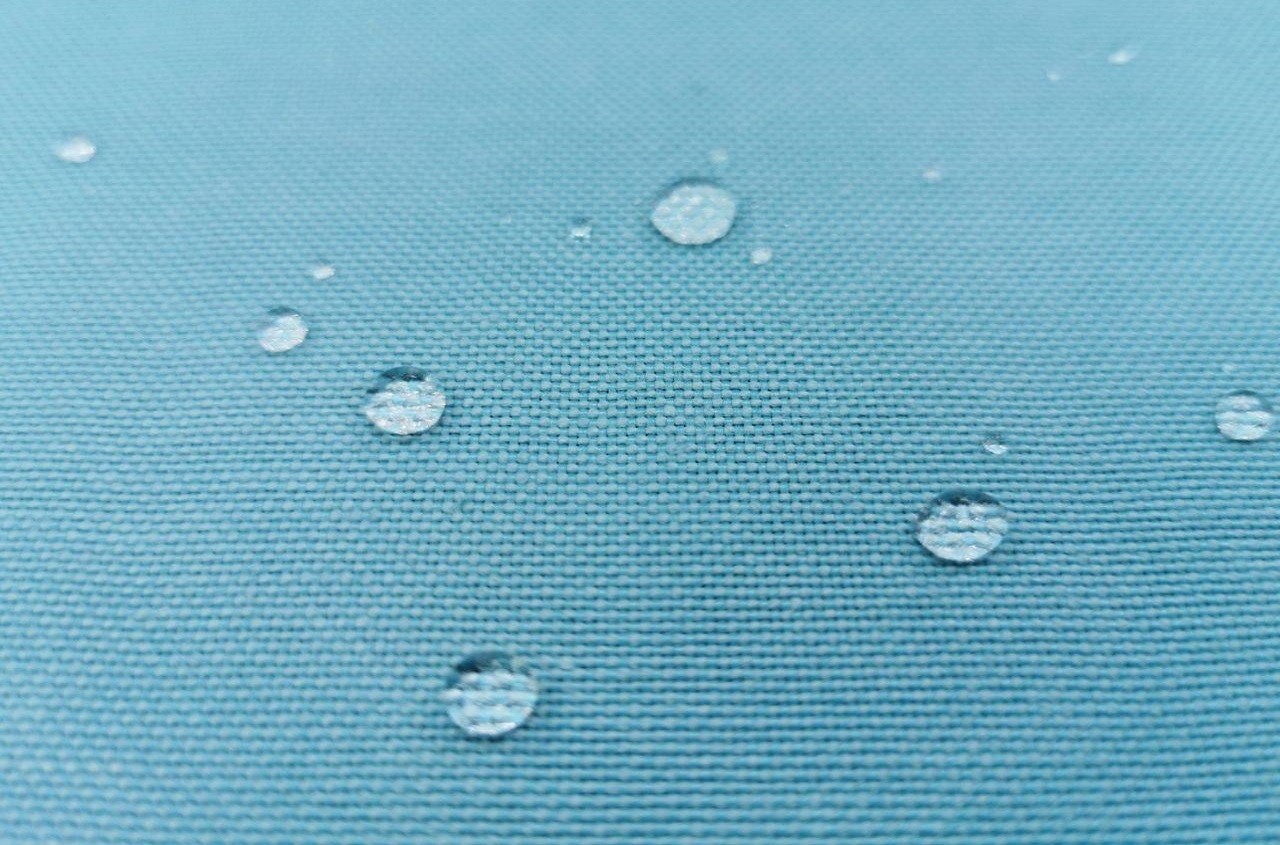 Непромокаемые ткани для влагозащитной одежды и водонепроницаемых изделий в Москве