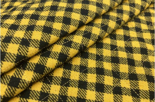 Пальтовая ткань на синтепоне, черно-желтая клетка
