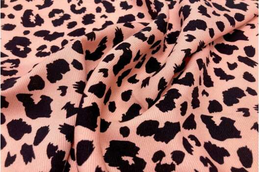 Штапель твил, Леопард на лососевом фоне