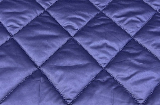 Курточная ткань на синтепоне, ромбы, темно-синяя 1
