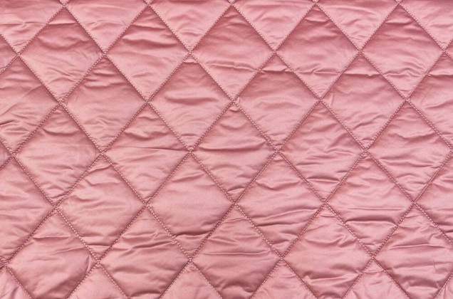 Курточная ткань на синтепоне, ромбы, персиково-розовая 3