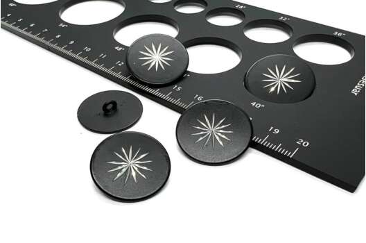 Пуговица металлическая на ножке, одуванчик на черном, 25 мм, Ж-54