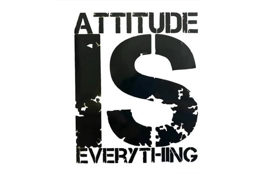 Термонаклейка, Attitude is everything, 12х10 см