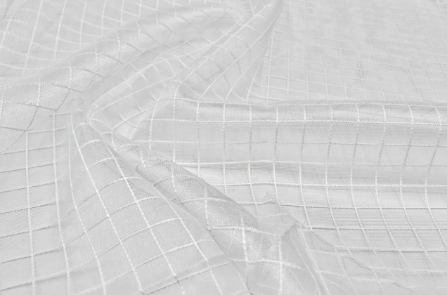 Тюль-сетка в белые квадраты 1.5х1.5 см с утяжелителем, 300 см, Турция 2