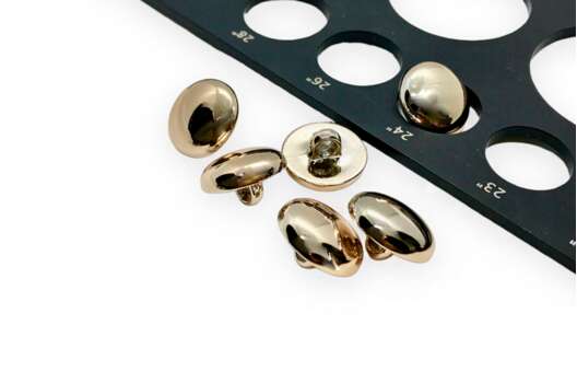 Пуговица пластиковая на ножке, золото, 15 мм, C-NE69