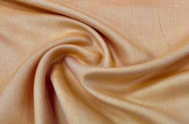 Костюмная ткань с бамбуком, светло-оранжевая Елочка, Италия 1