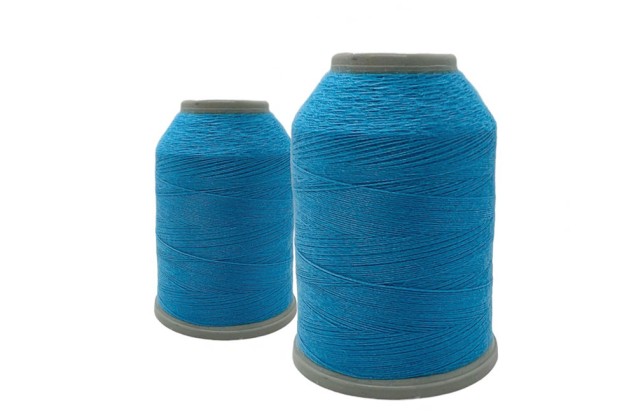 Нитки швейные универсальные Tuana №120 (450 м) цвет 952 ярко-голубой