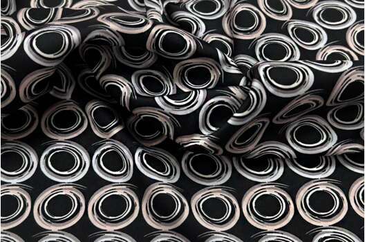 Армани Шелк, Вальс кружочков на черном