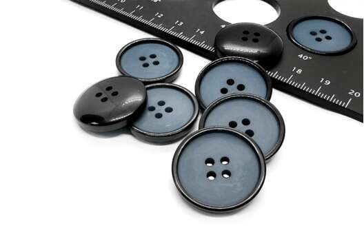 Пуговица пластиковая NE158, 4 прокола, серая, 25 мм