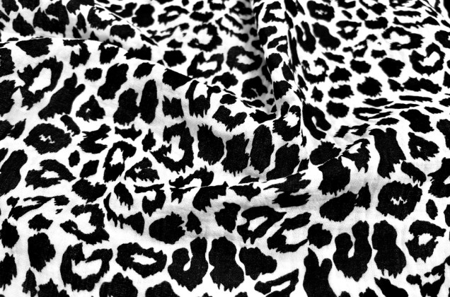Муслин двухслойный жатый 135 см, Леопард черно-белый 2