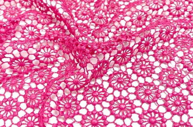 Кружево Гипюр, Ромашки ярко-розовые, 80 см, Италия