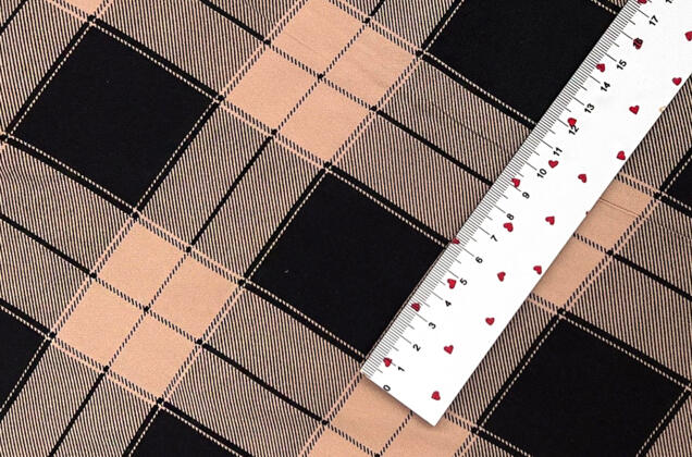 Штапель, Клетка крупная 5х5 см, черно-бежевая, Турция 2