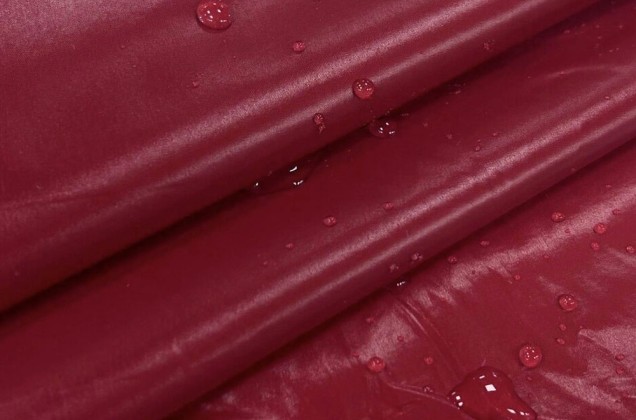 Курточная ткань Moncler, темно-красная, Италия