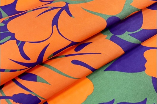 Курточная ткань Moncler, Оранжевые цветы на фиолетовом, Италия