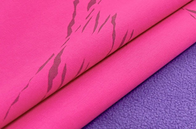 Курточная ткань Софтшелл с мембраной рефлектив штрихи, розовый неон/лаванда (98518) 2