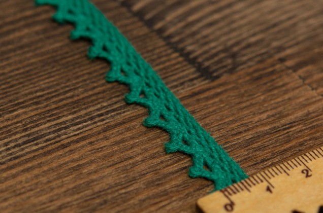 Кружево вязаное, хлопковое, 10 мм, зеленое 1