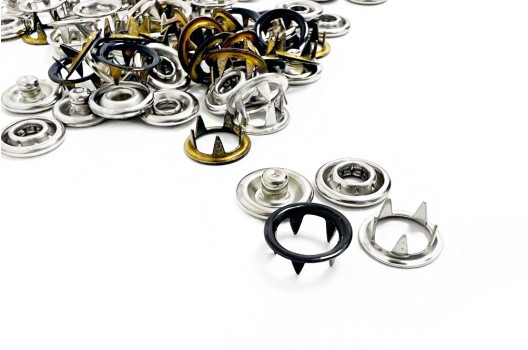Кнопки трикотажные кольцо KK01 9.5 мм, черные с серебристым, уп. 10 шт.
