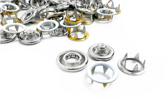 Кнопки трикотажные кольцо KK01 9.5 мм, белые с серебристым, уп. 10 шт.