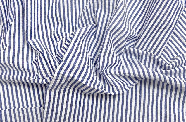 Рубашечный хлопок жатый (сирсакер), полоска 3 мм бело-синяя, Китай