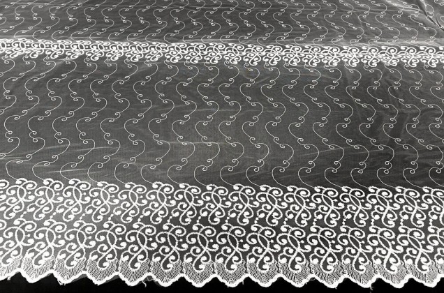 Тюль SAVAS иссиня-белый, волнистые узоры (D4), 270 см