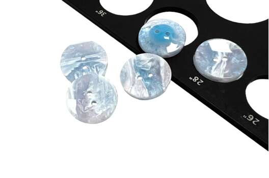 Пуговица пластик CB-3633, 2 прокола, голубая, 18 мм