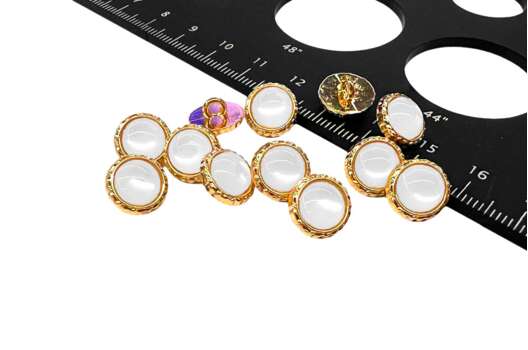 Пуговица металлическая на ножке S-2009, золото с белым, 10.5 мм