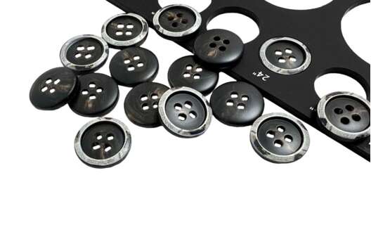 Пуговица пластик CN2819, 4 прокола, коричневая, 15 мм