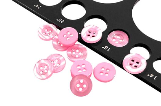 Пуговица пластик PS41, 4 прокола, розовая, 11.5 мм