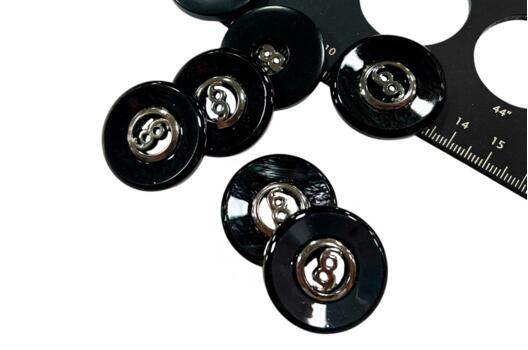 Пуговица пластик MA88, 2 прокола, черная, 30 мм