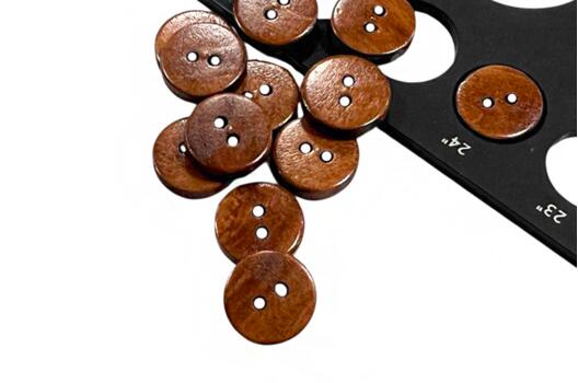 Пуговица деревянная W18, 2 прокола, коричневая, 15 мм