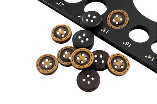 Пуговица пластик 44200, 4 прокола, коричневая, 11 мм, Турция