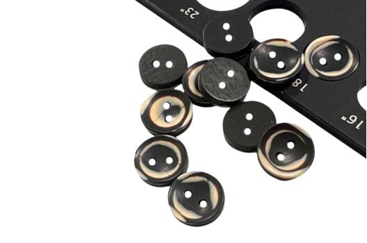 Пуговица пластик 44200, 2 прокола, молочно-шоколадная, 11 мм, Турция