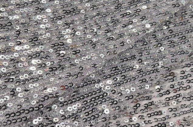 Пайетки на сетке-полосы 2 мм, серебро, 135 см 2