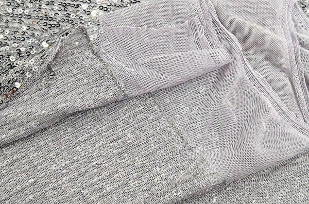 Пайетки на сетке-полосы 2 мм, серебро, 135 см 3