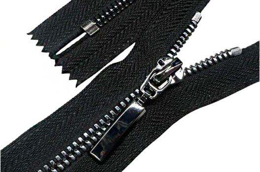 Молния металлическая FURNI Corn W0150, 18 см, тип 5, черная/черный никель