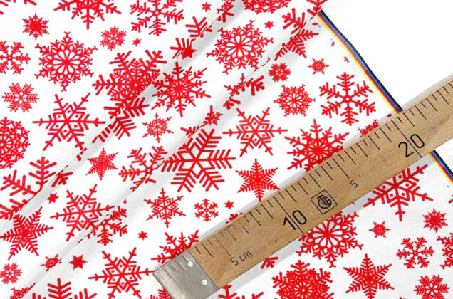 Габардин простой с рисунком, Красные снежинки на белом 2