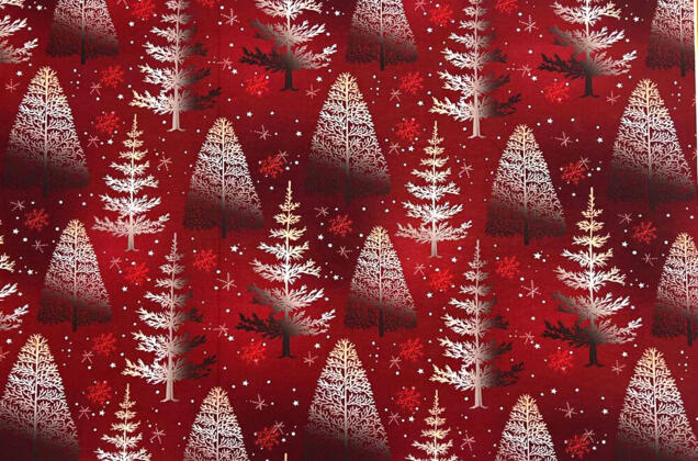 Габардин простой с рисунком, Зимний лес на темно-красном 4