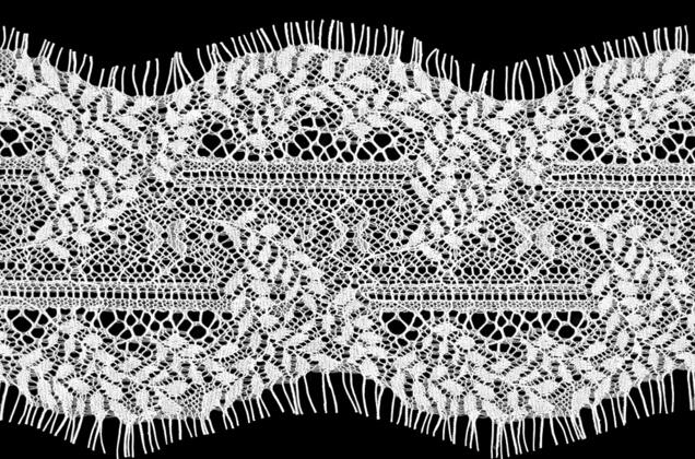 Кружево Шантильи с ресничками, неэластичное, 12 см, белое