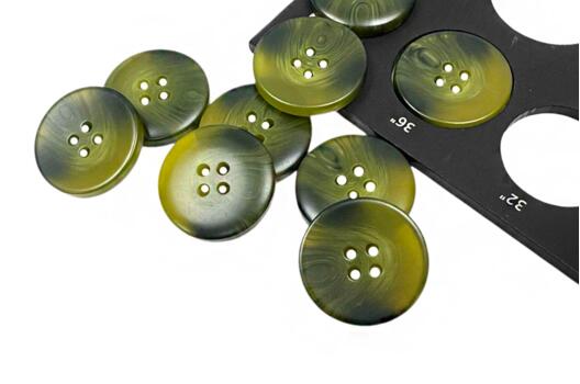 Пуговица пластик CN2823, 4 прокола, зеленая, 23 мм