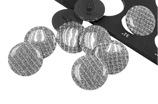 Пуговица пластик на ножке CB3320, серебристо-черная, 20 мм