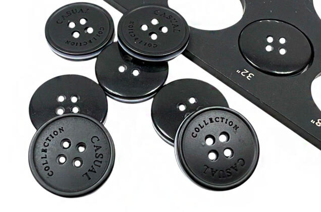 Пуговица пластик CB3679, 4 прокола, черная, 20 мм