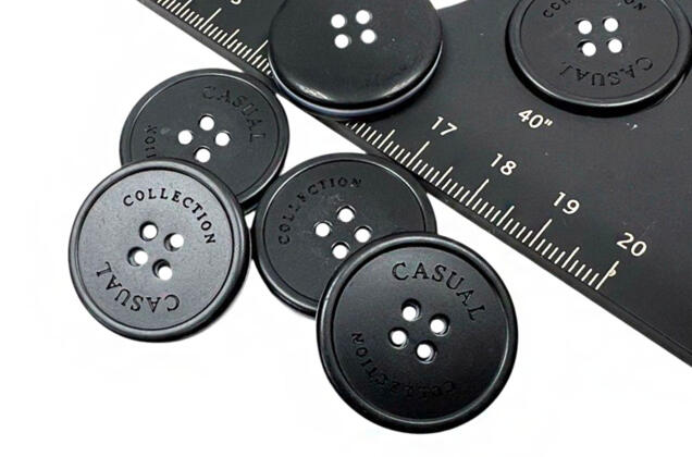 Пуговица пластик CB3679, 4 прокола, черная, 25 мм