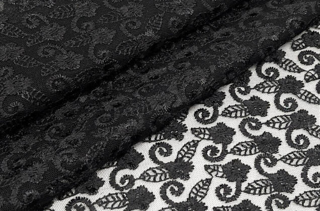 Кружевное полотно Соцветия, угольно-черное, 120 см