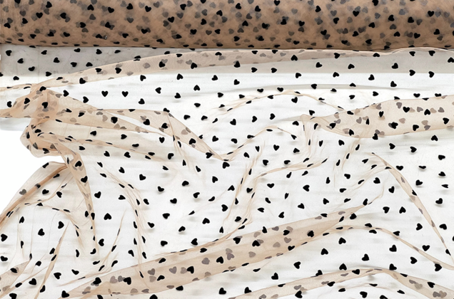 Сетка бежевая с черными сердечками