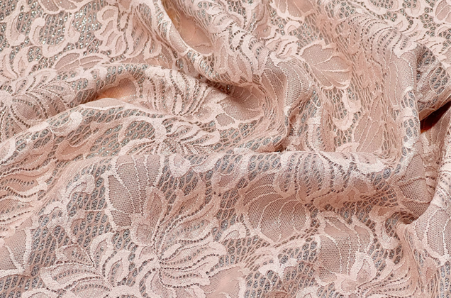 Кружево на атласе, пудровое 4