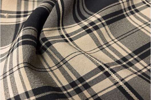 Костюмная ткань Пикачу, черно-бежевая клетка