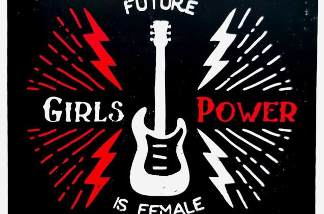 Термонаклейка Girls Power на чёрном фоне