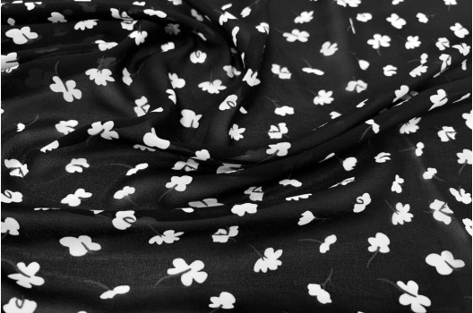 Шифон, Белые цветочки на черном