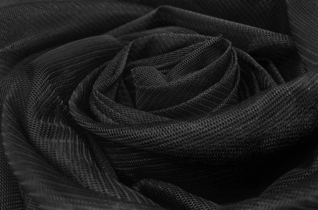 Сетка Esnek, черный цвет, 150 см 1