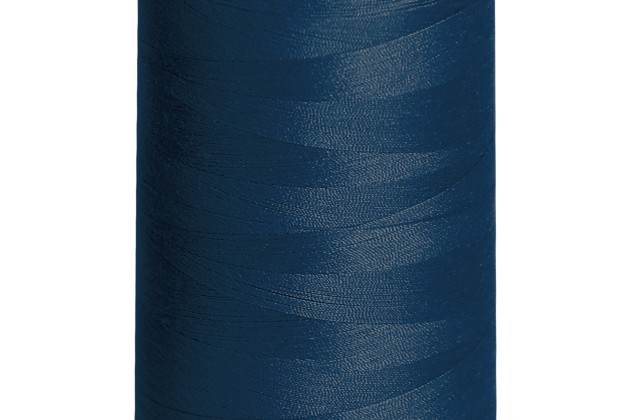 Нитки швейные для оверлока Aerolock №125 (2500) Madeira, цвет 8420 (т.-синий)